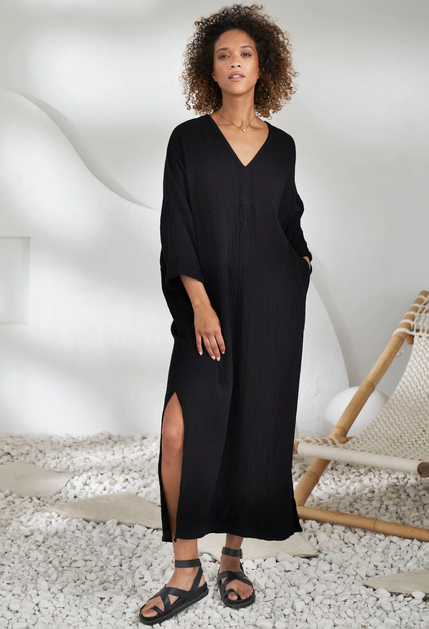 Black Cotton Gauze Arc Seam Caftan
