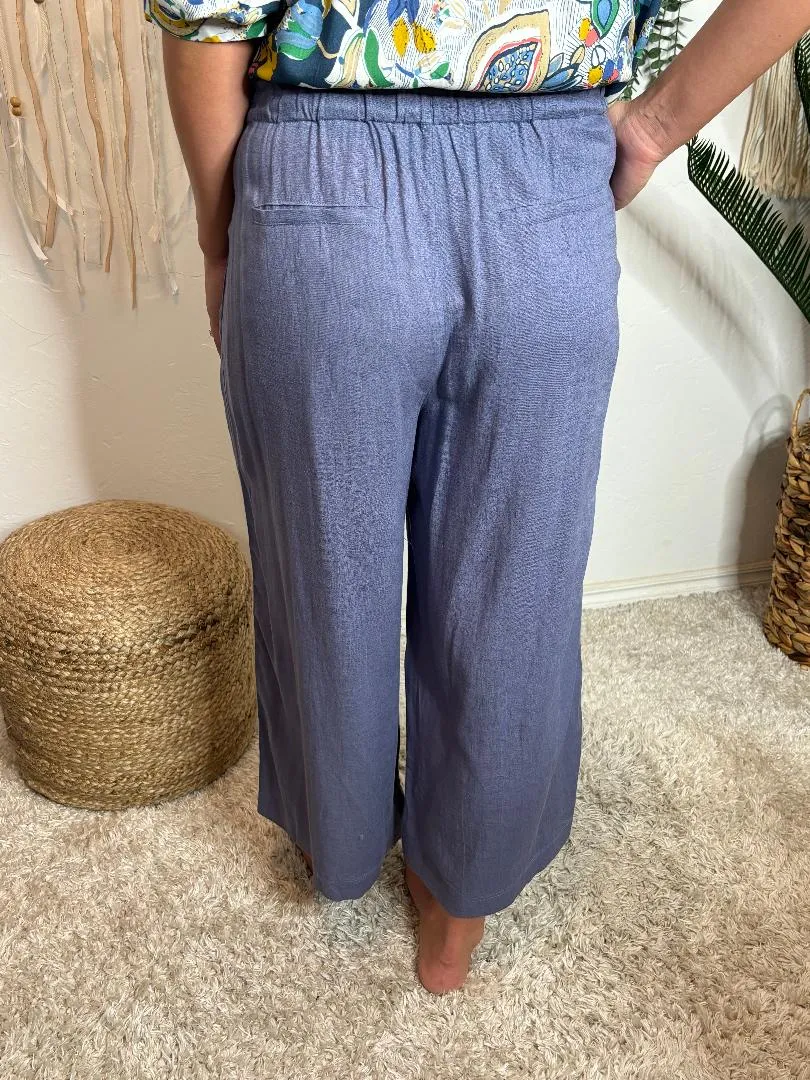 Black, Eggshell or Slate Blue Crop Wide Leg Pants