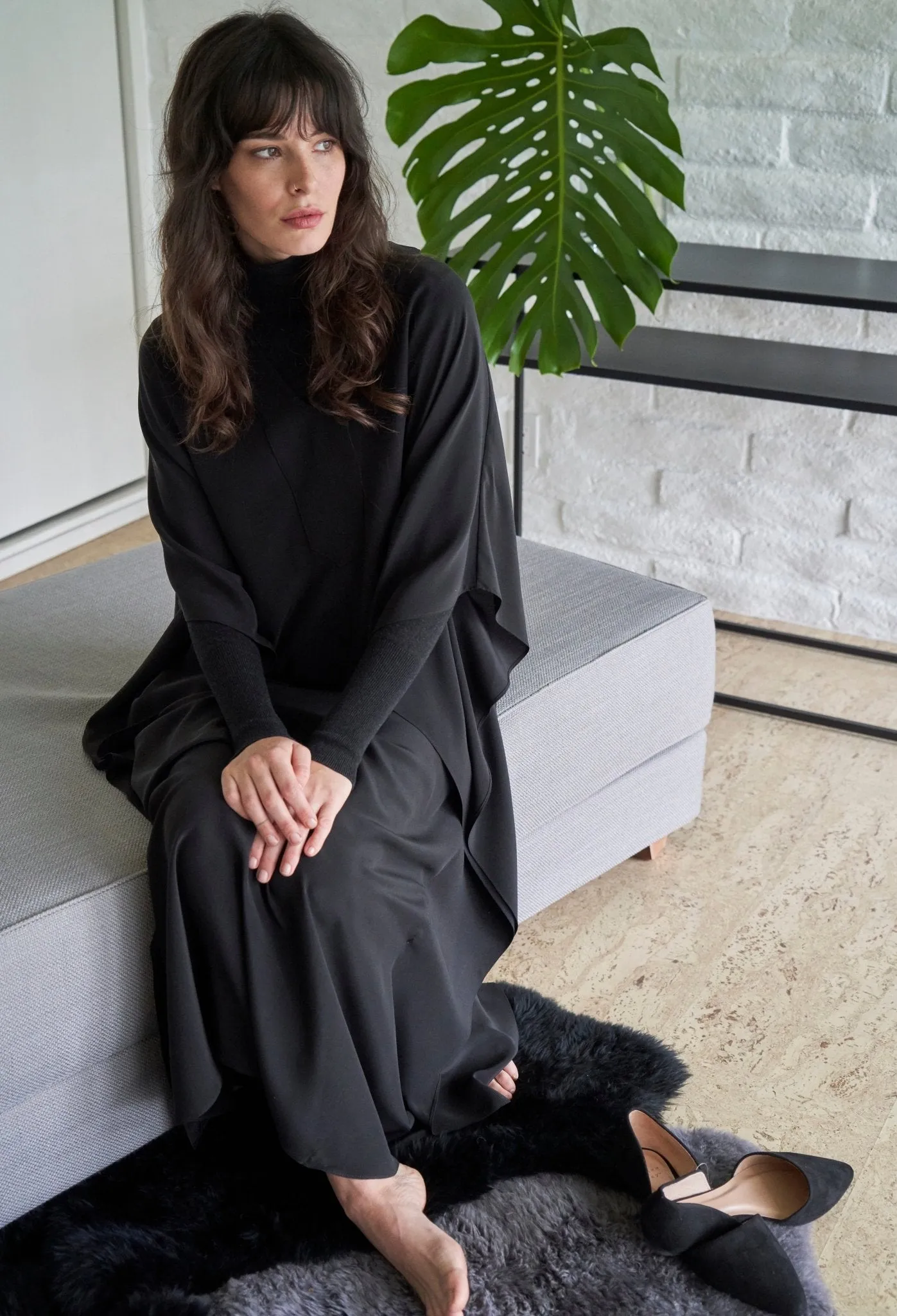 Black Silk V-Neck Placket Long Caftan