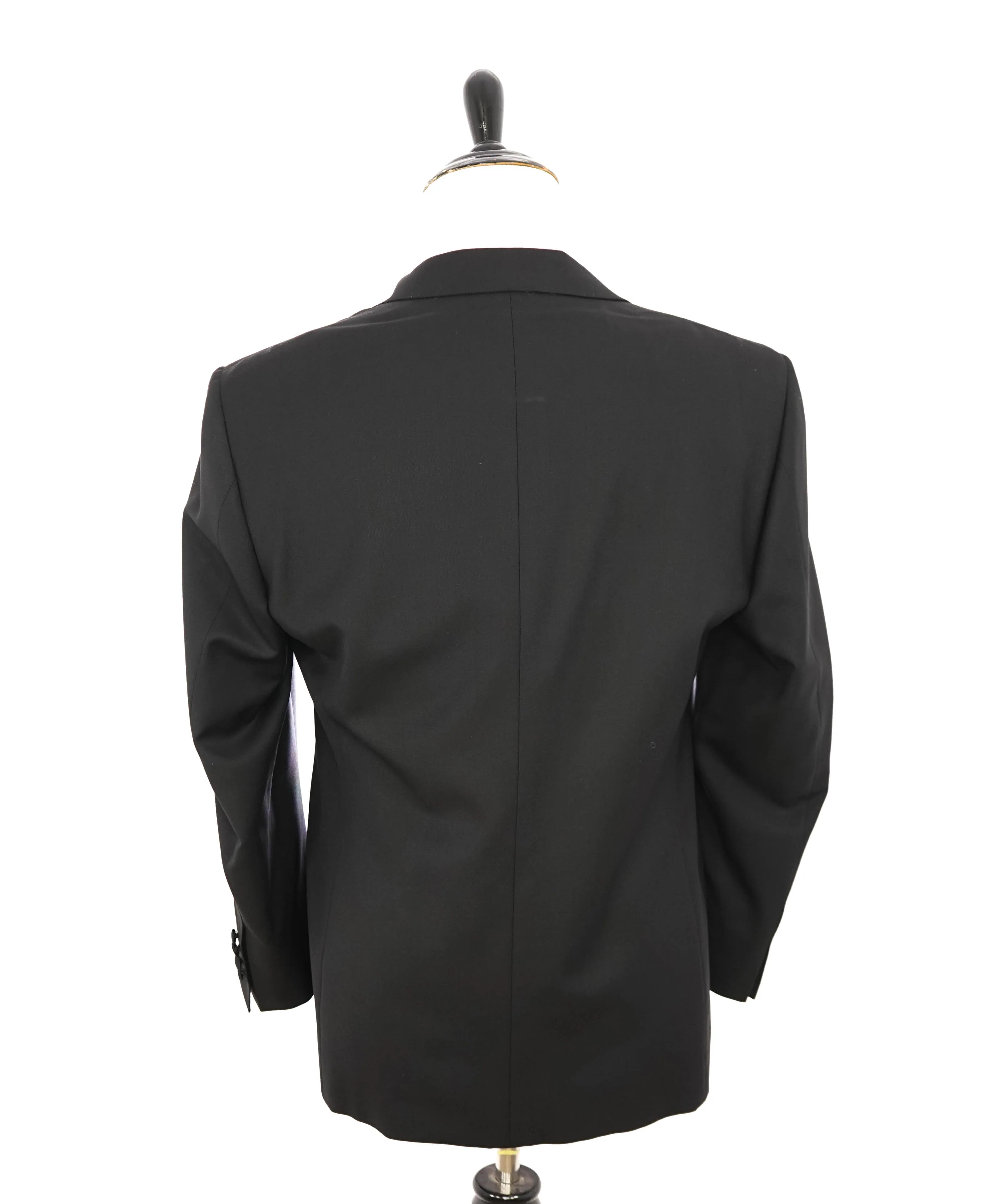 CANALI - Black *CLOSET STAPLE* Notch Lapel Tuxedo Suit - 44S