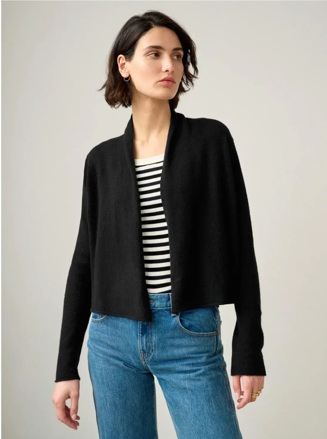 CASHMERE SHRUNKEN TRAPEZE IN BLACK