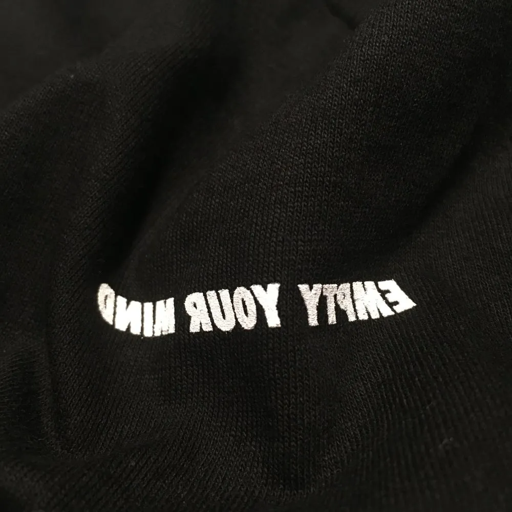 Empty your mind t shirt black