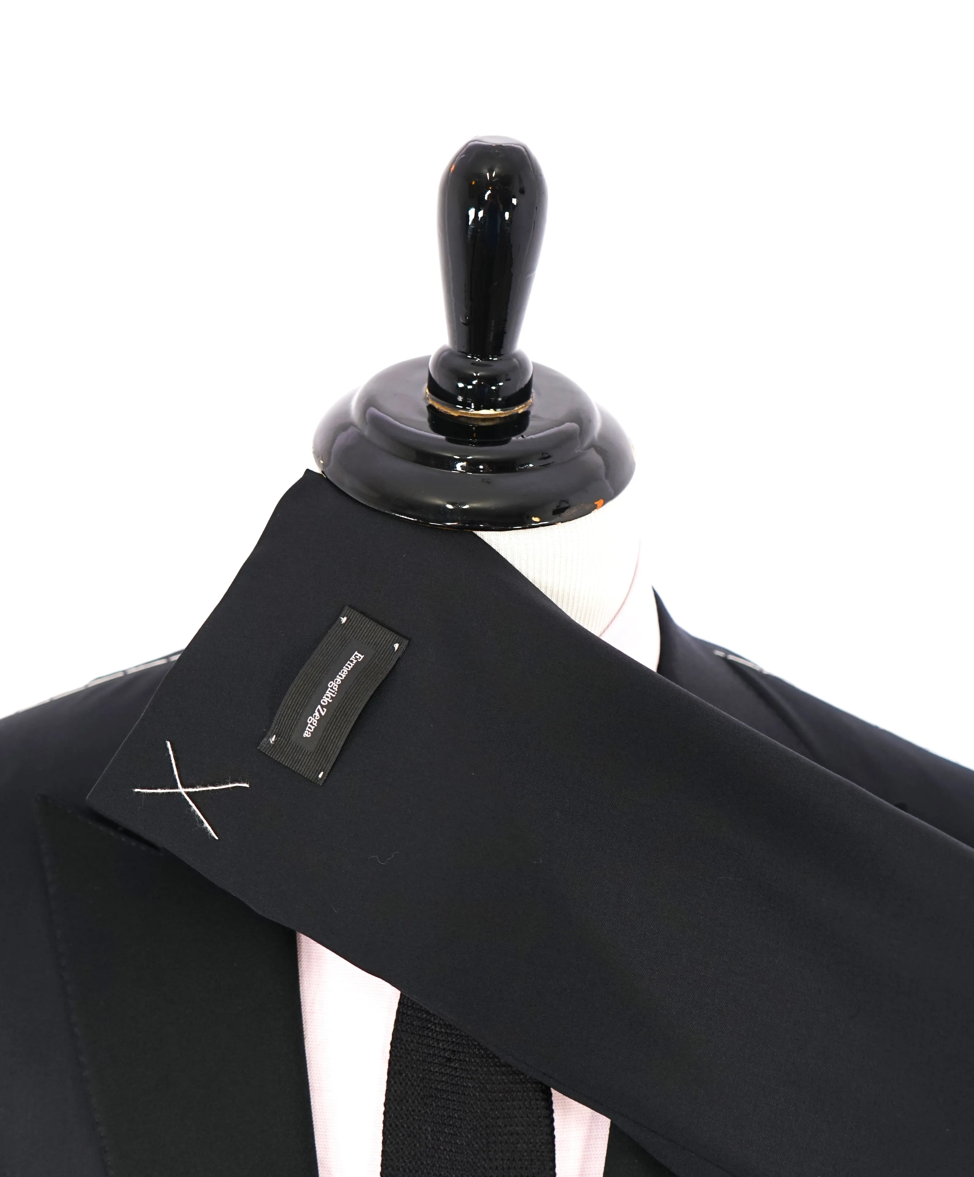ERMENEGILDO ZEGNA -"MICRONSPHERE MILA" PEAK LAPEL Black Tuxedo - 42S