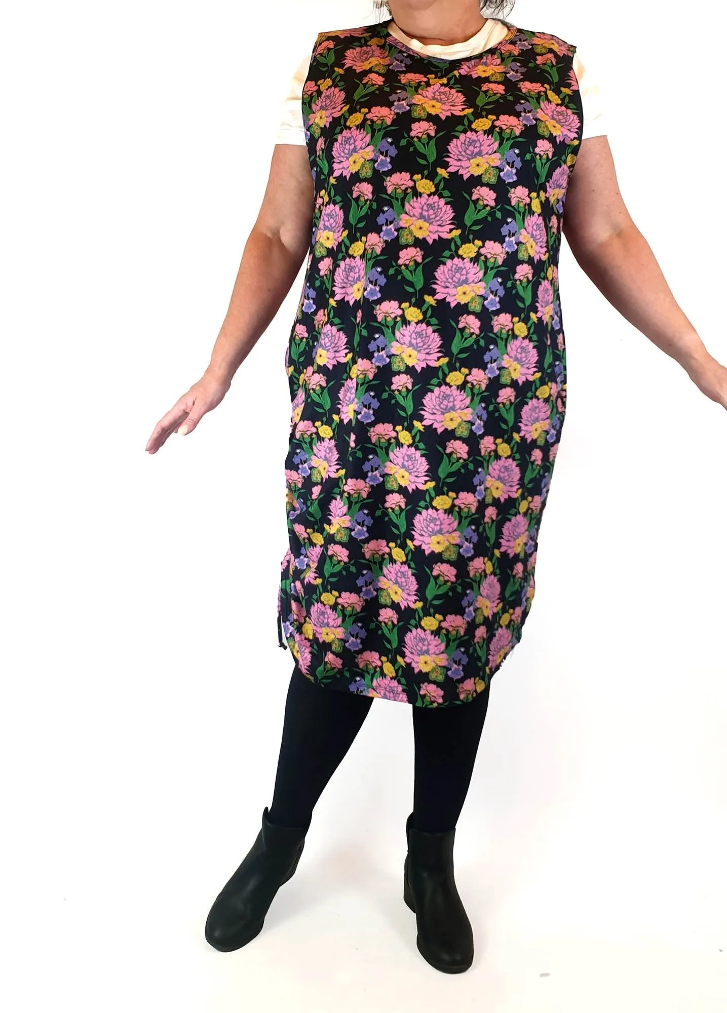 Exotica floral print sleeveless dress size XXL