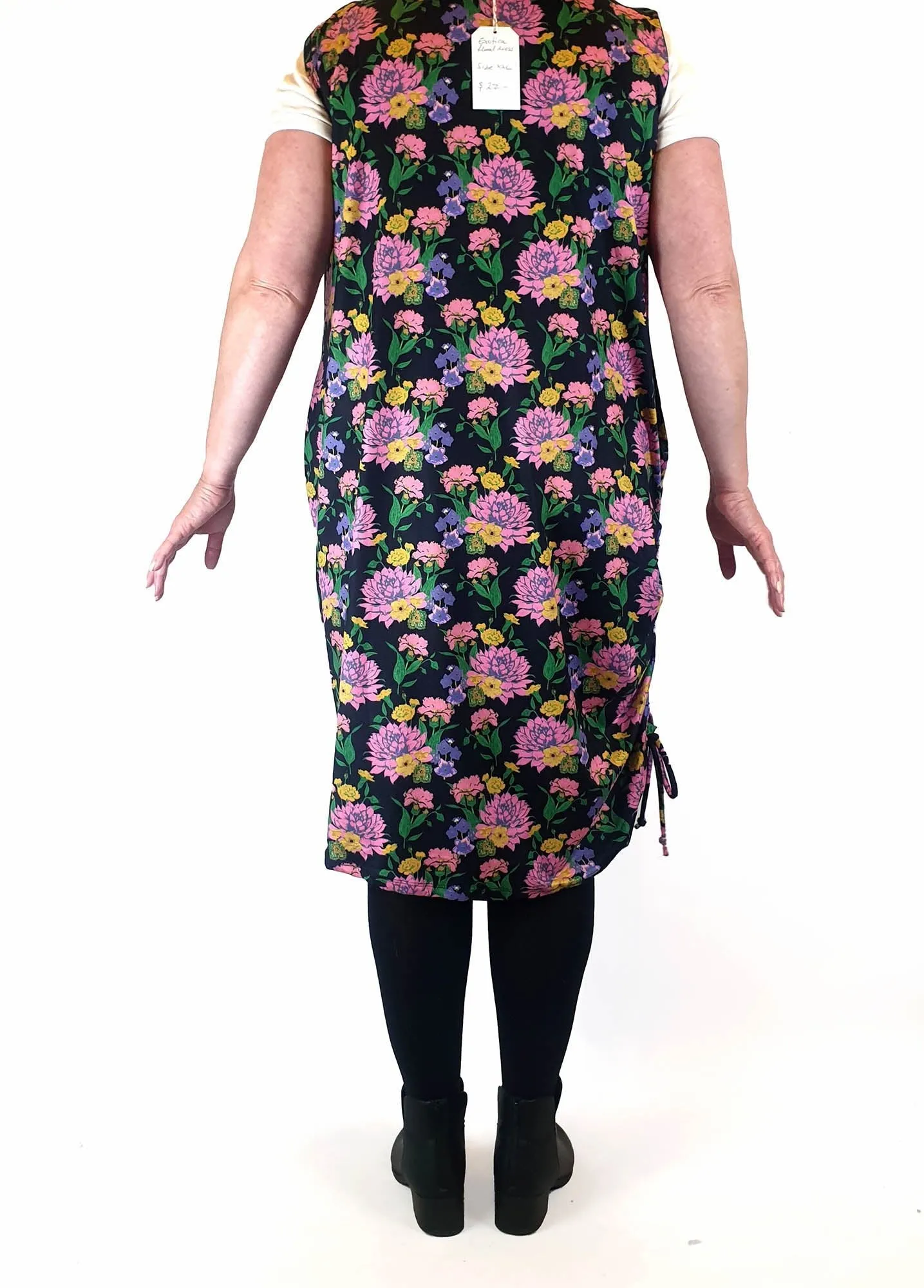 Exotica floral print sleeveless dress size XXL