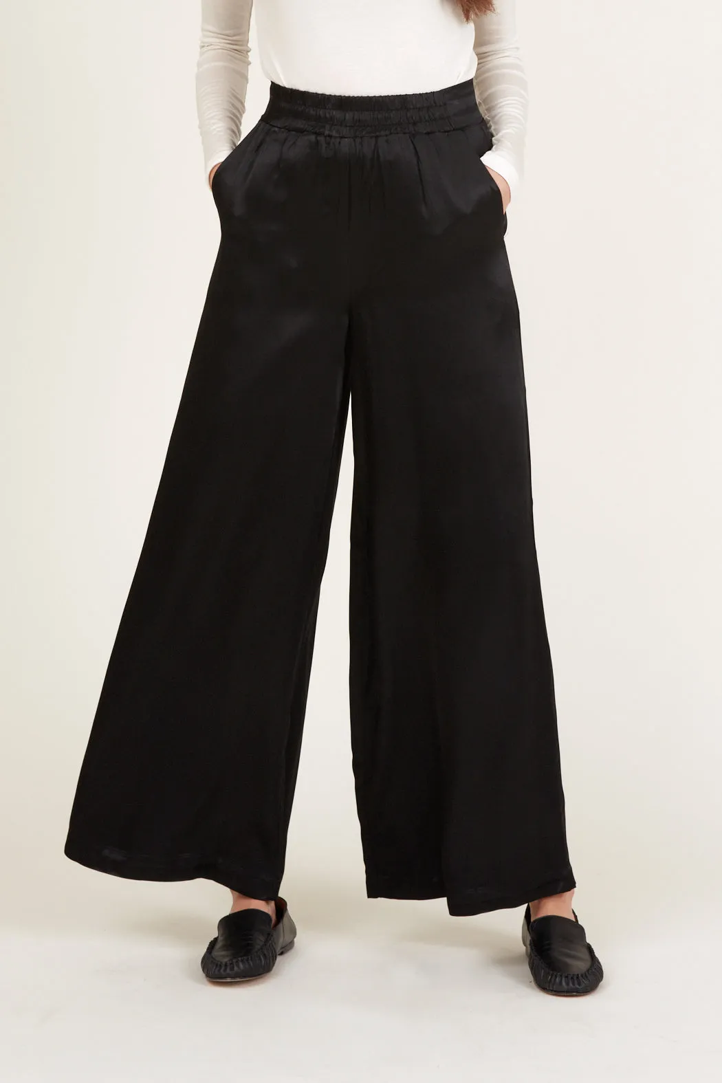 Flora Wide Pants - Black