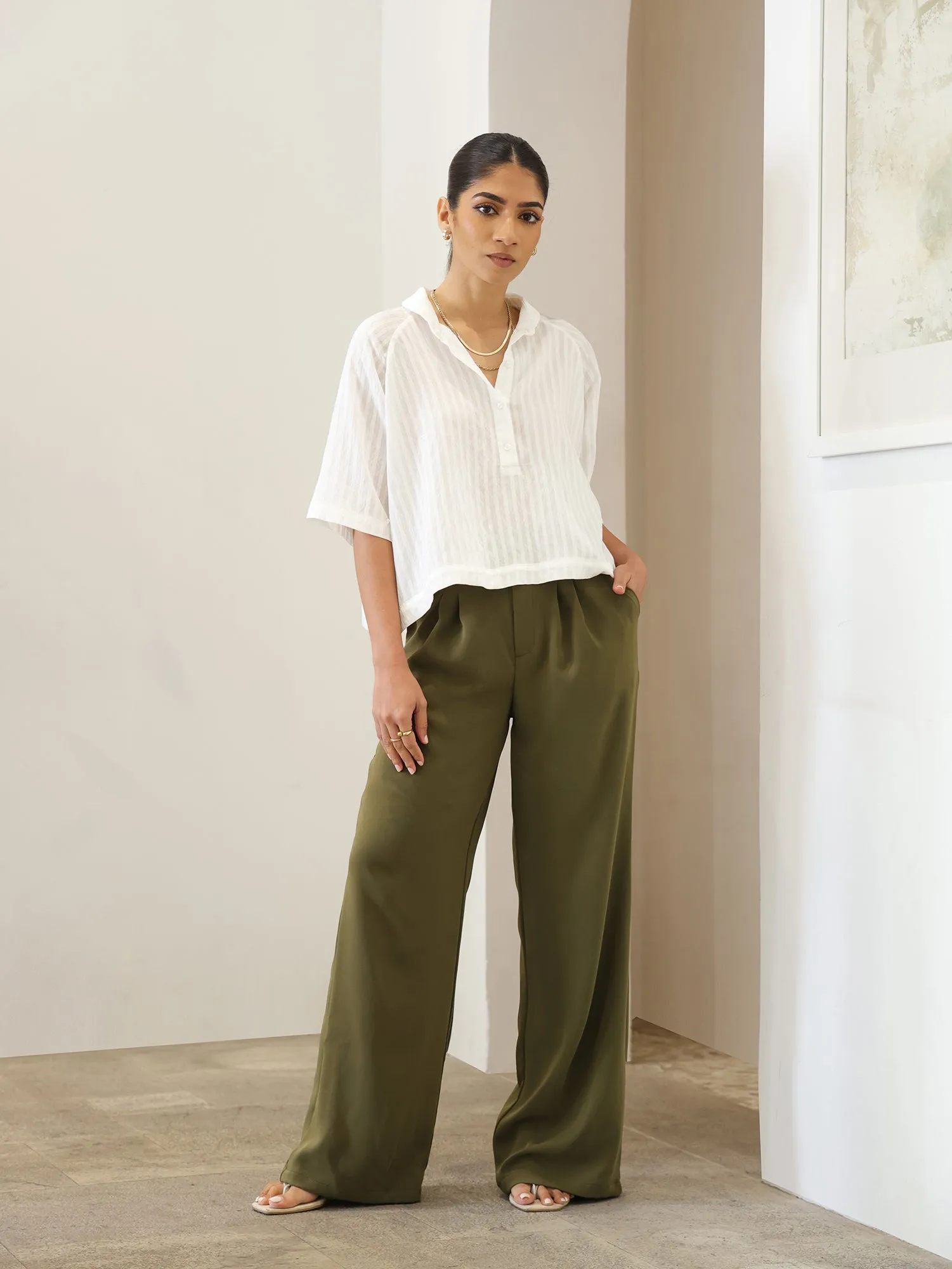 Front Pleated Wide Leg Pant