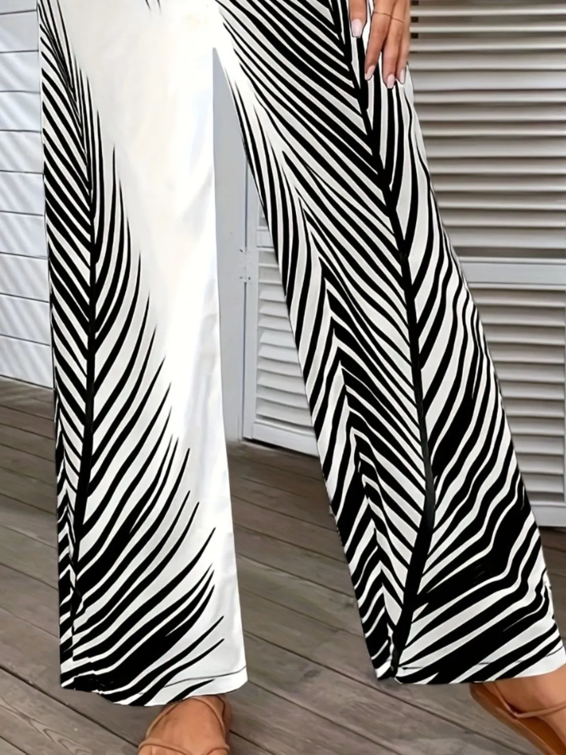 Jasleen Printed Wide Leg Pants