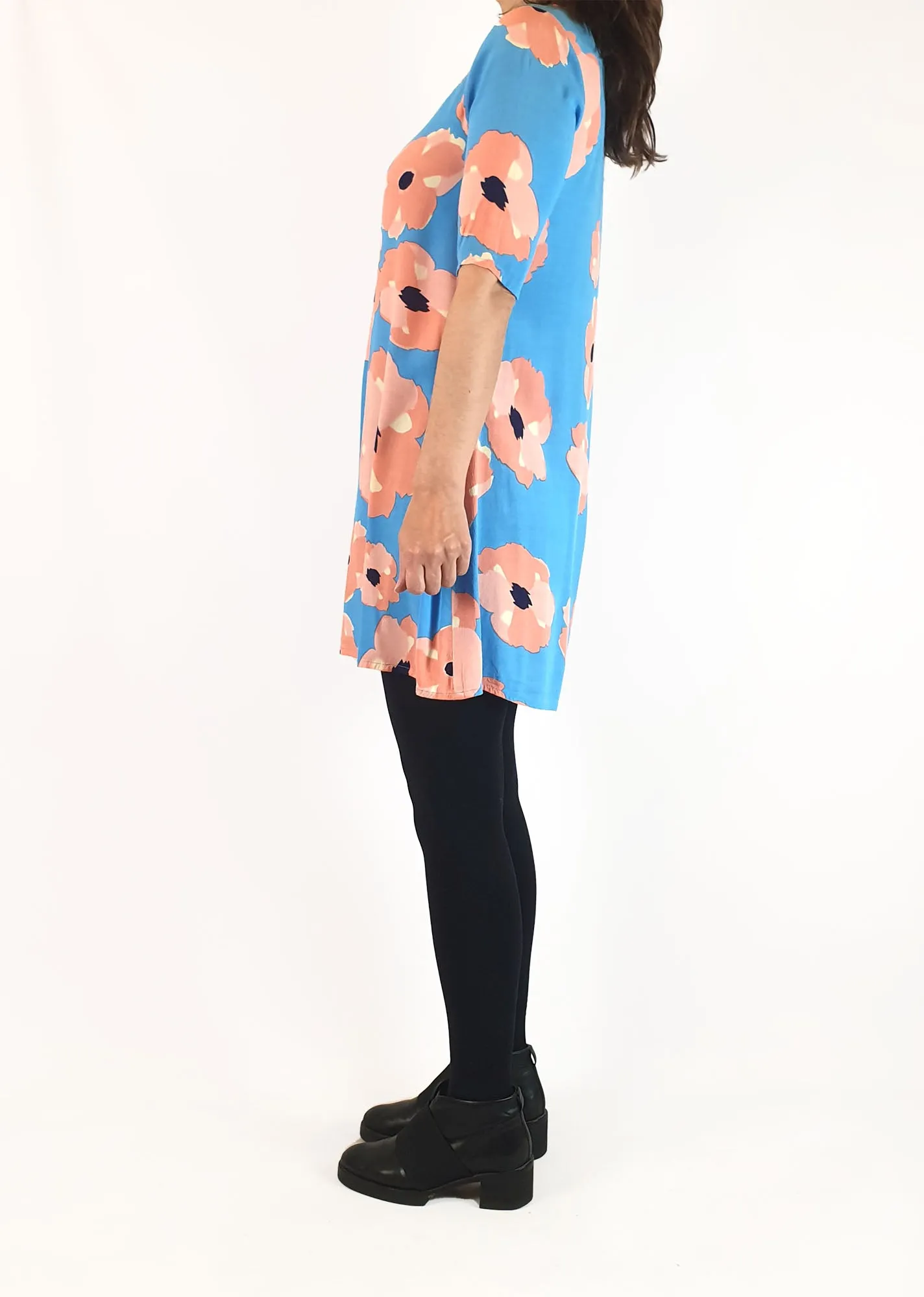 Mister Zimi blue and pink floral half sleeve dress size 8