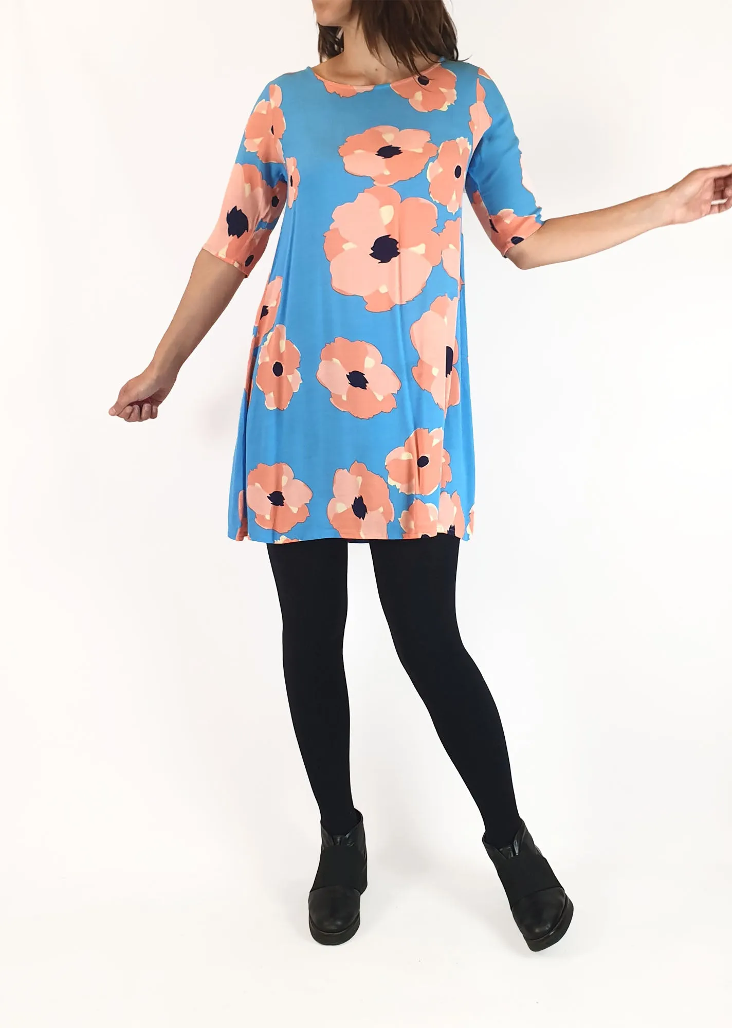 Mister Zimi blue and pink floral half sleeve dress size 8