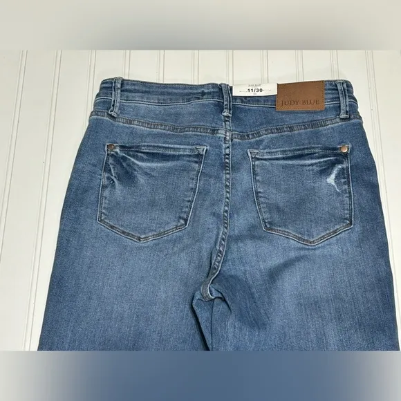 NWT Judy Blue High Rise Tummy Control Distressed Straight Jeans size 9