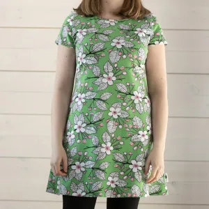 PaaPii Adult Lyyra Tunic - Apple Garden - Forest Green - Short Sleeve