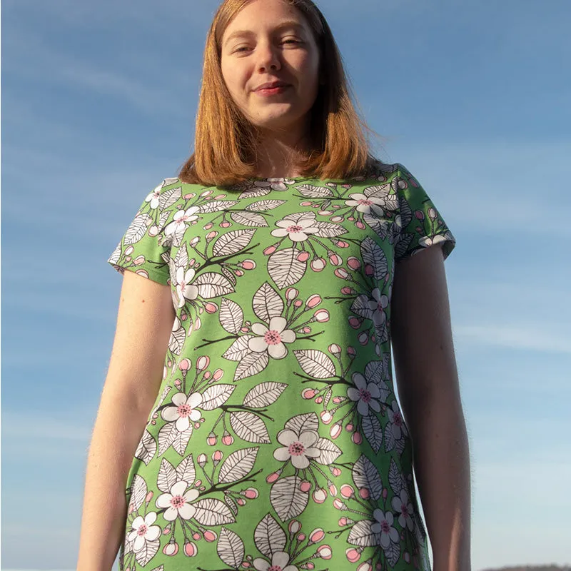 PaaPii Adult Lyyra Tunic - Apple Garden - Forest Green - Short Sleeve