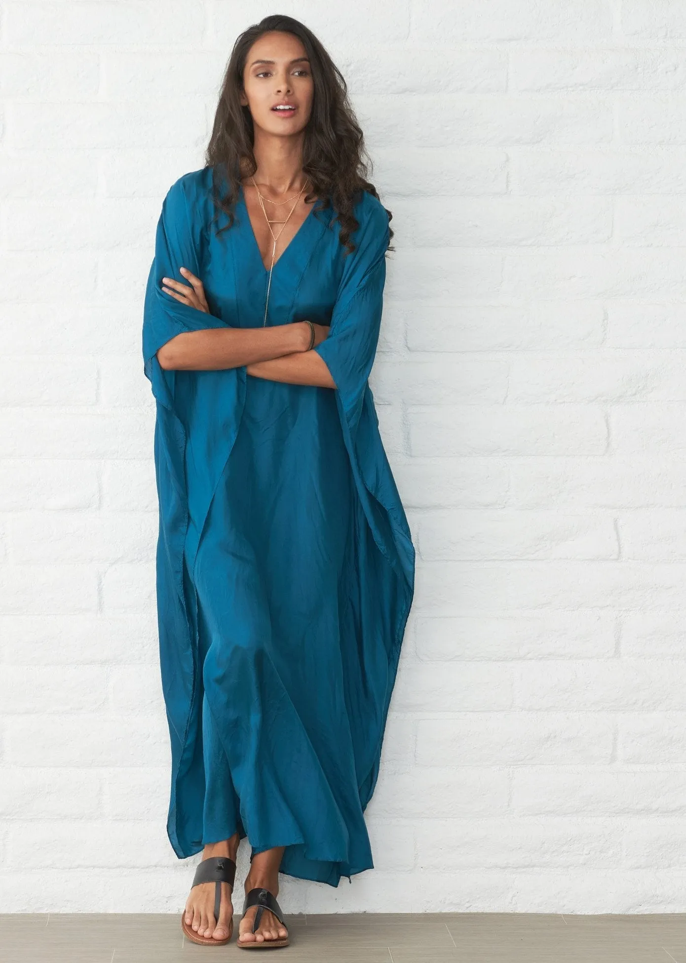 re:hOMe - Teal Silk Placket V-Neck Long Caftan