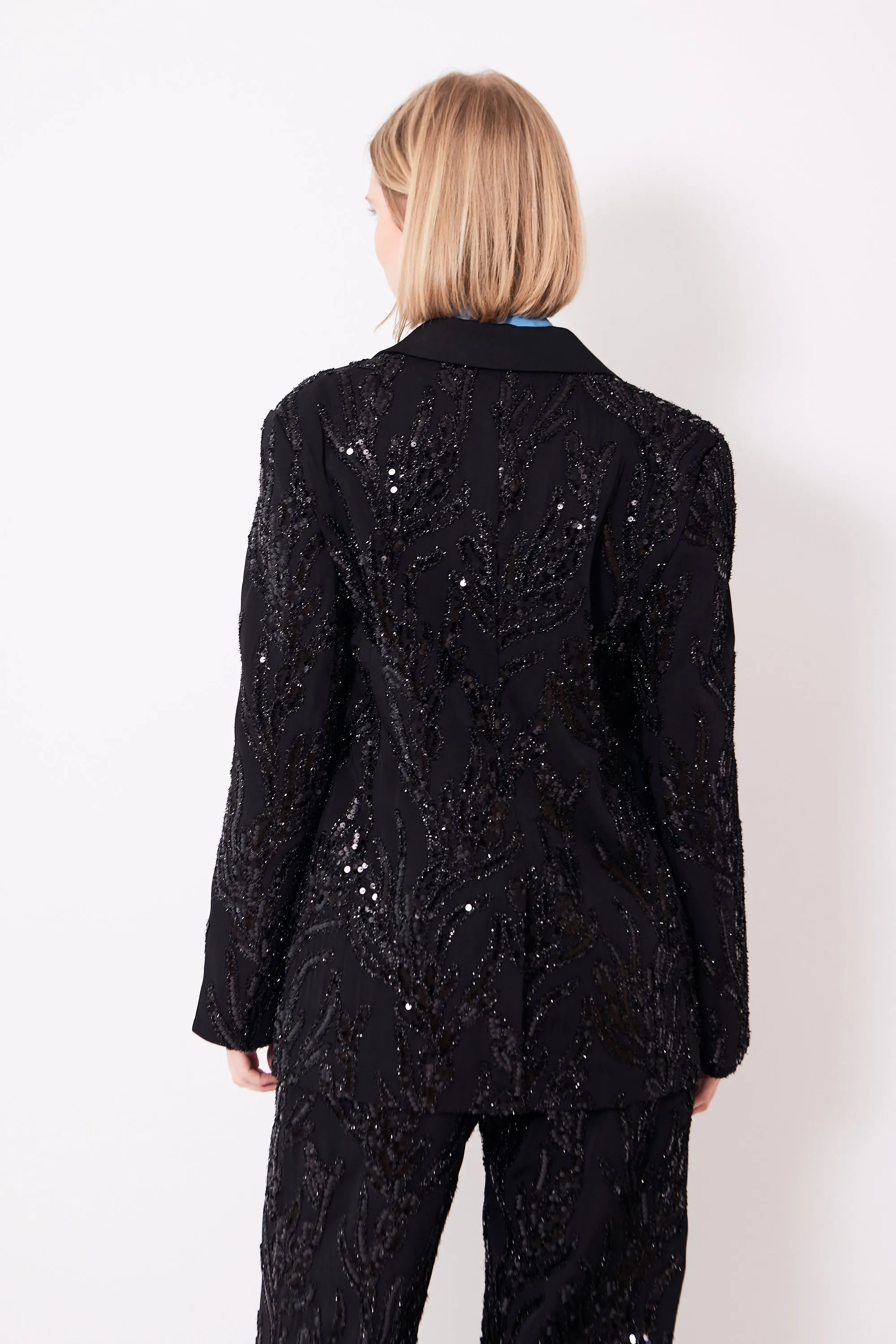 Stine Goya Long Sleeve Fitted Blazer