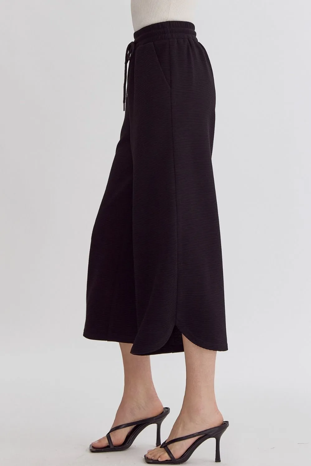 Textured Solid High Waisted Wide Leg Pants