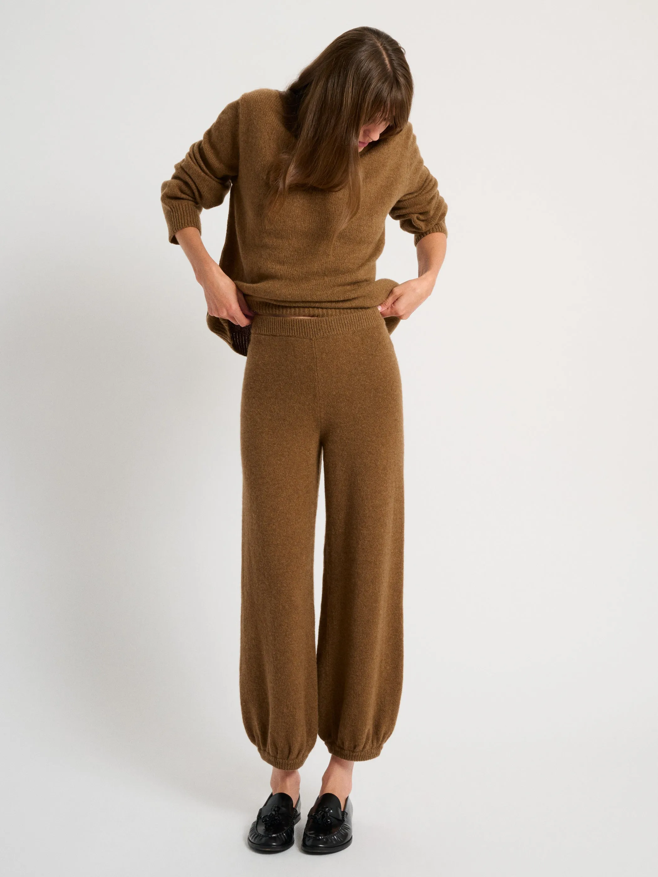The Kalamata Pants in Cashmere