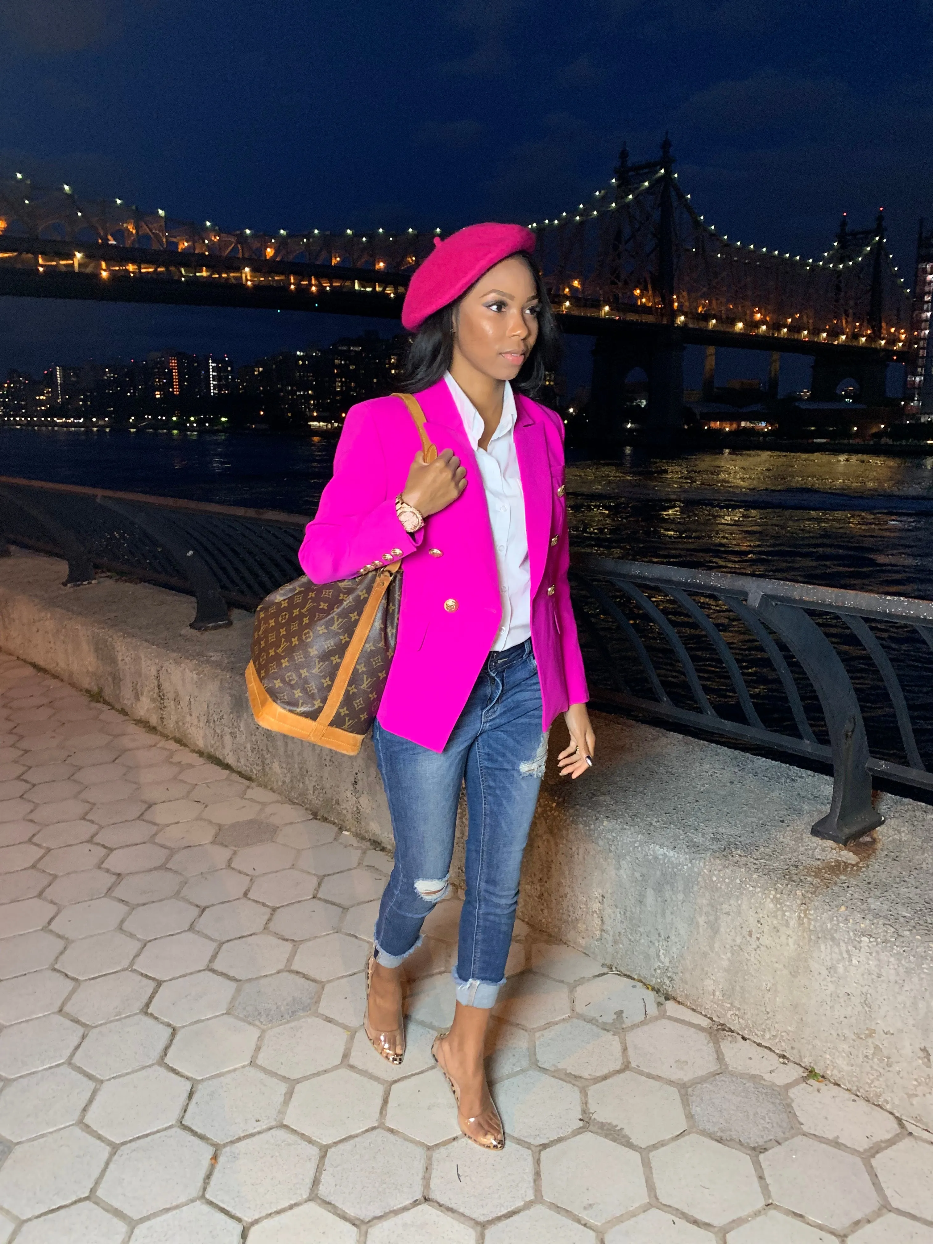 The New Yorker - Magenta