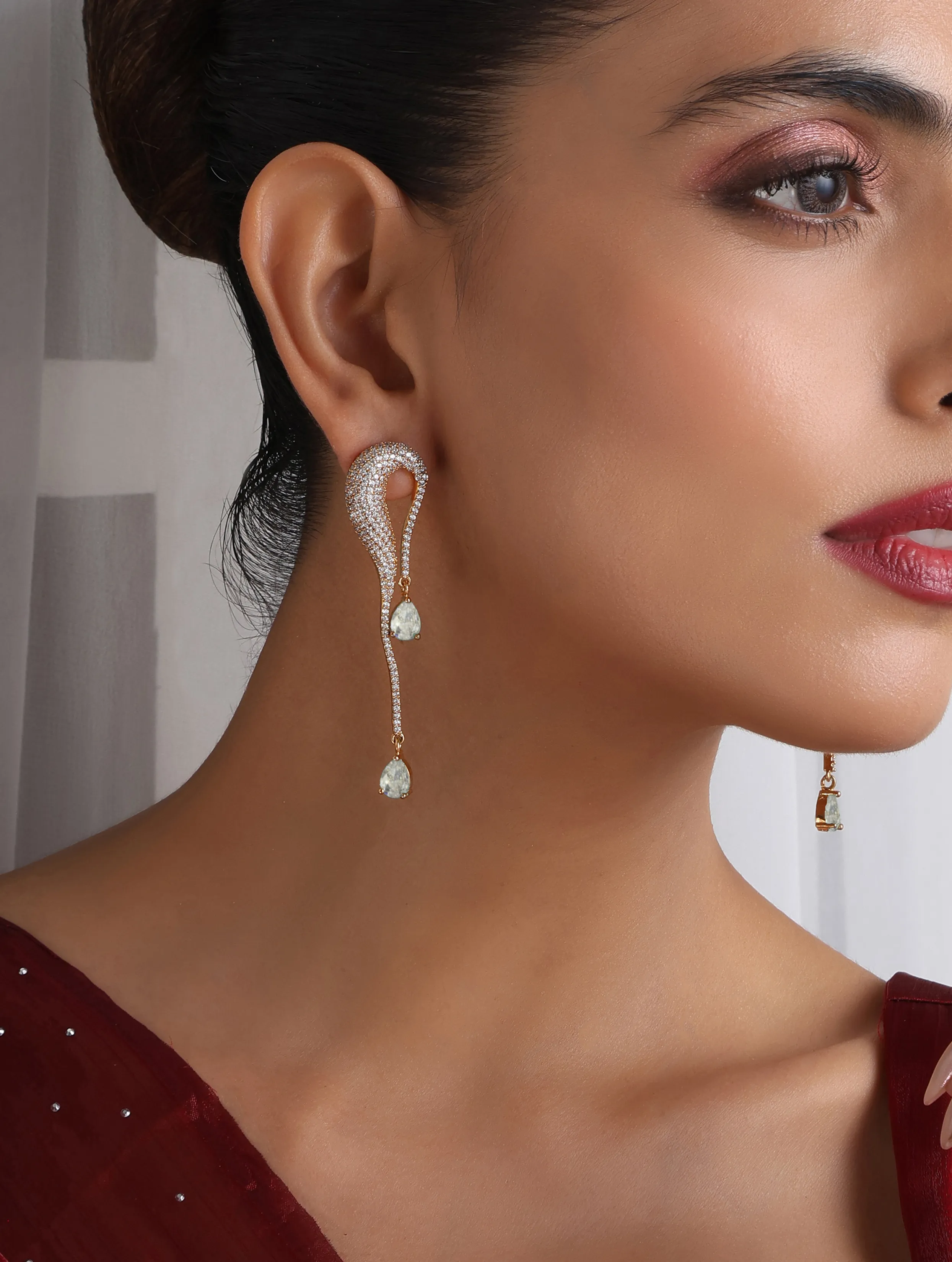 Transparent Dew Drop Earring