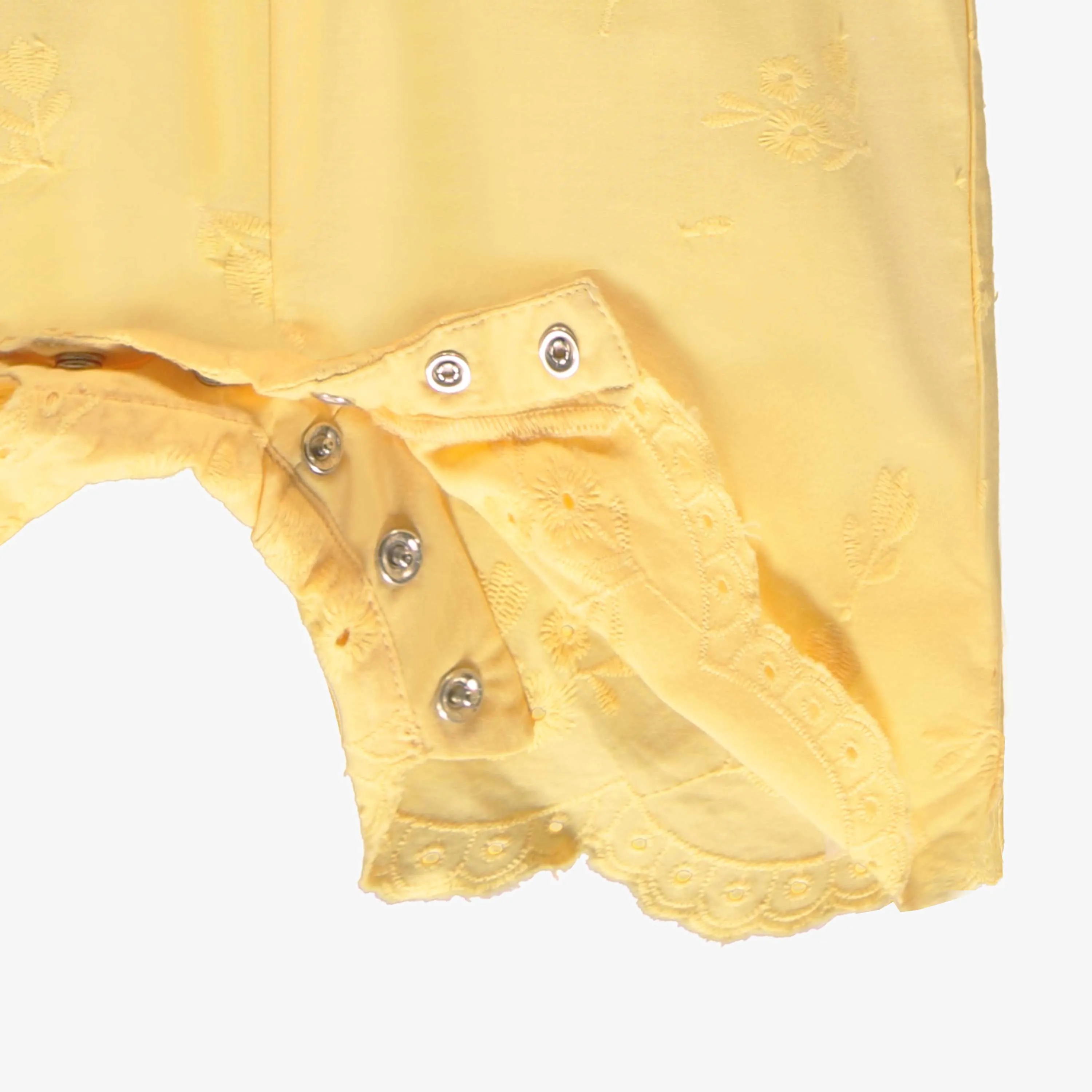 Une pièce jaune avec broderies et volants, naissance||Yellow one-piece with embroidery and ruffles, newborn