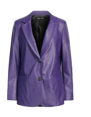 VANESSA SCOTT
Blazers