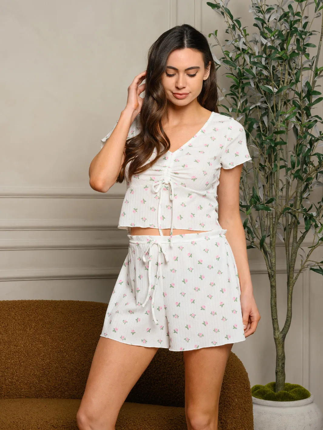 WOMEN'S SHORT SLEEVE DITZY FLORAL SHORTS 2PC. SET
